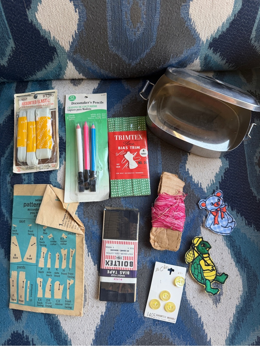 Vintage new with tags Sewing & Craft Lot with Pink, Green, Blue, Yellow, Black - Picture 1 of 8